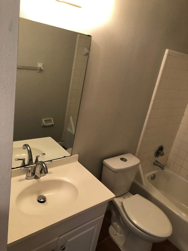 1599 Coombs Dr #2 - Photo 6 of 14