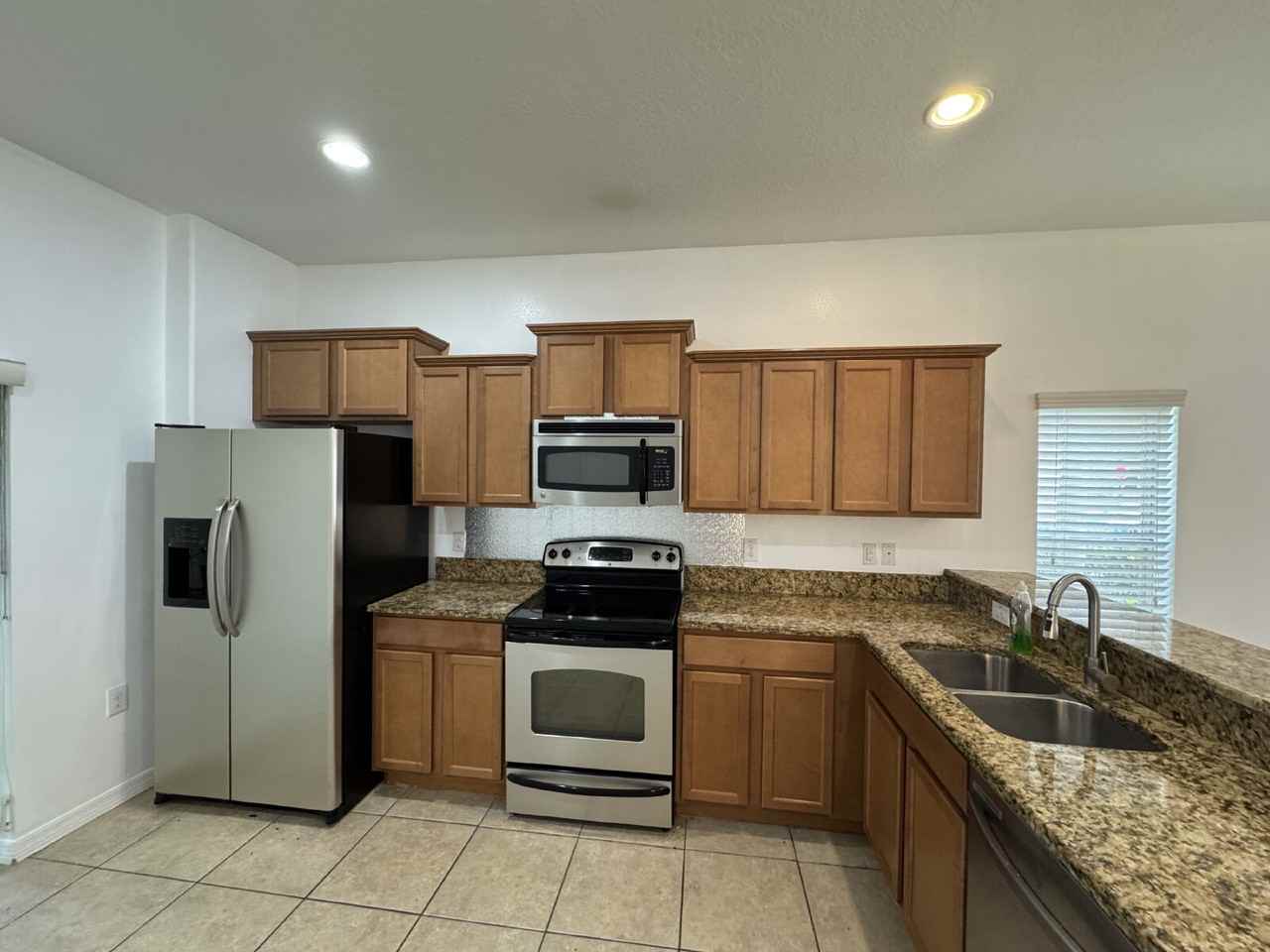 8536 Gablebend Way - Photo 6 of 13