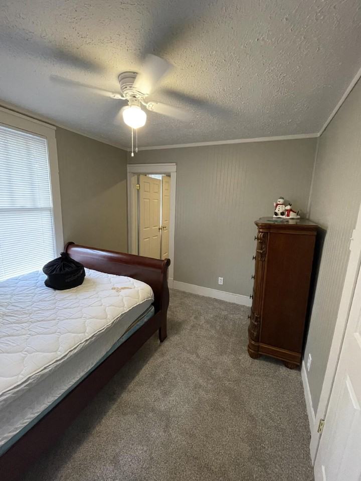 5882 Martin Hwy - Photo 3 of 8