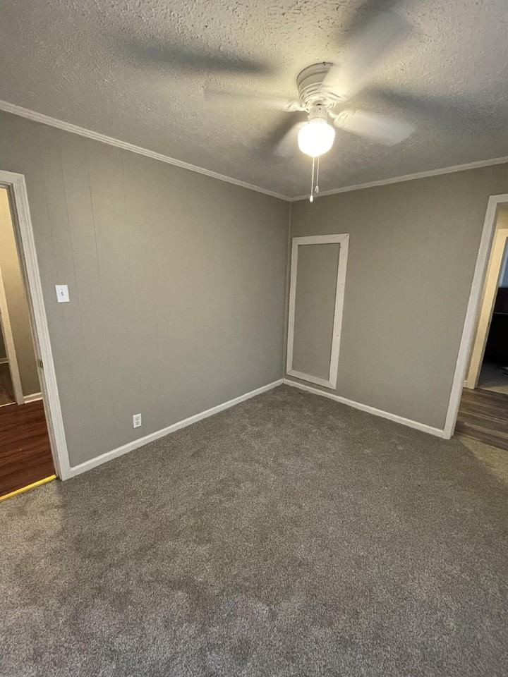 5882 Martin Hwy - Photo 5 of 8