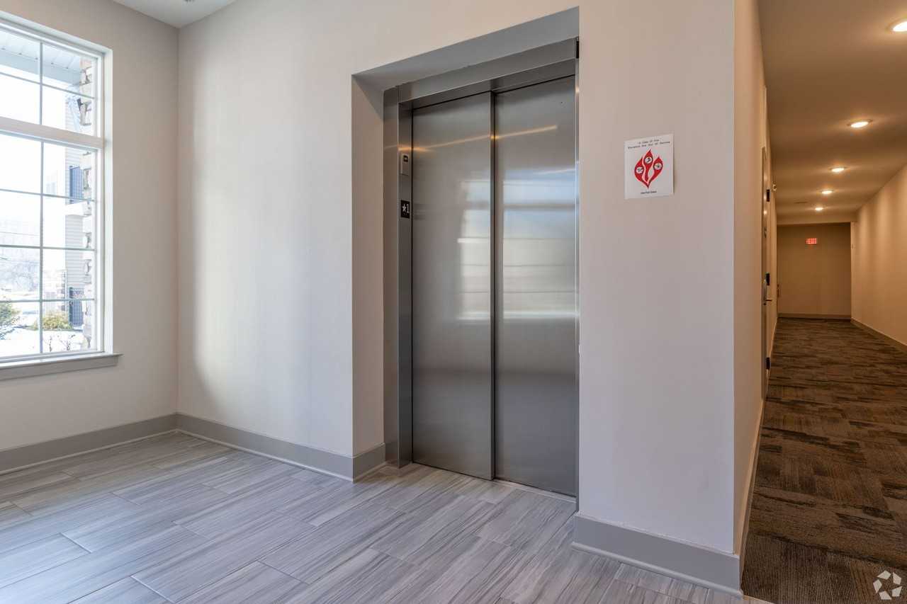 Bath View Apartments - Photo 7 of 25