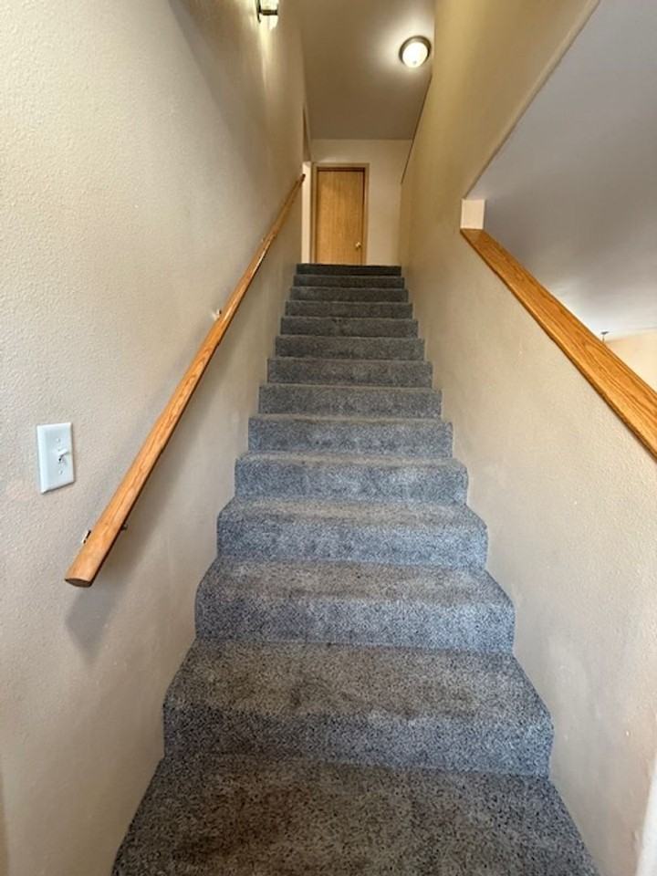 1665 Old Pioneer Way - Photo 6 of 10