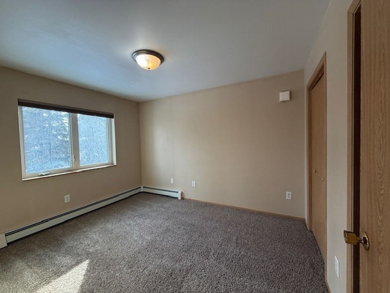 1665 Old Pioneer Way - Photo 7 of 10