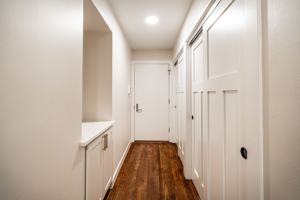 featured image of 2600 E Kenwood Blvd