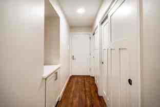 2600 E Kenwood Blvd - Photo 1 of 1