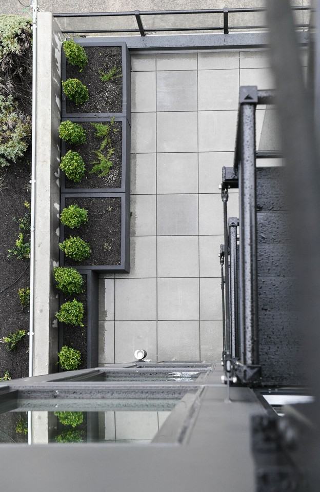 Welcome to Lakeview! - Photo 4 of 33