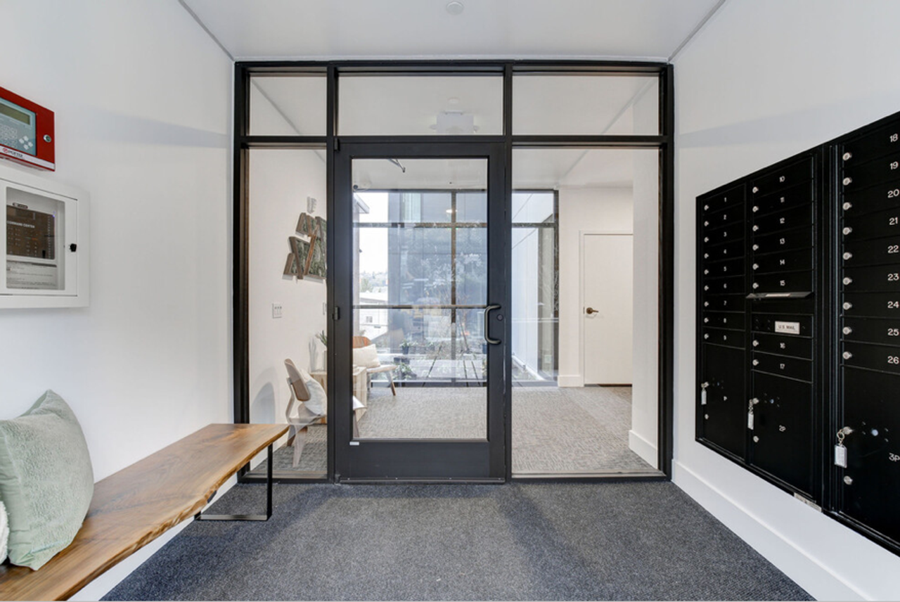 Welcome to Lakeview! - Photo 7 of 33