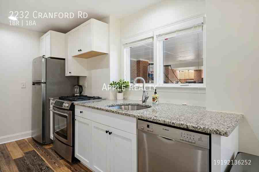 2232 Cranford Rd - Photo 3 of 16