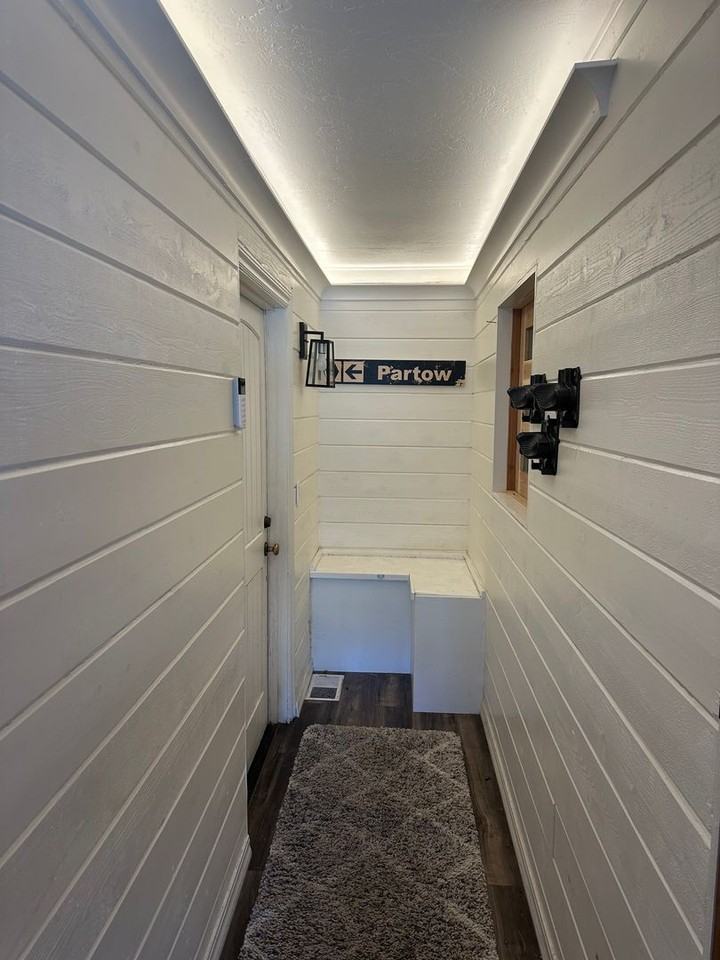 135 Twin Lakes Ln - Photo 3 of 10