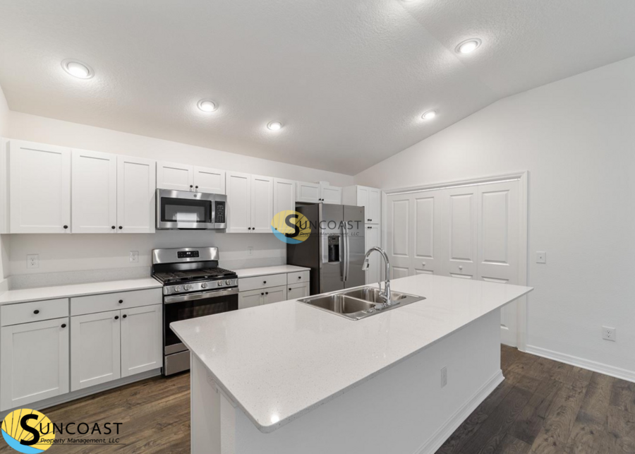 1251 Shayla Ter - Photo 2 of 16