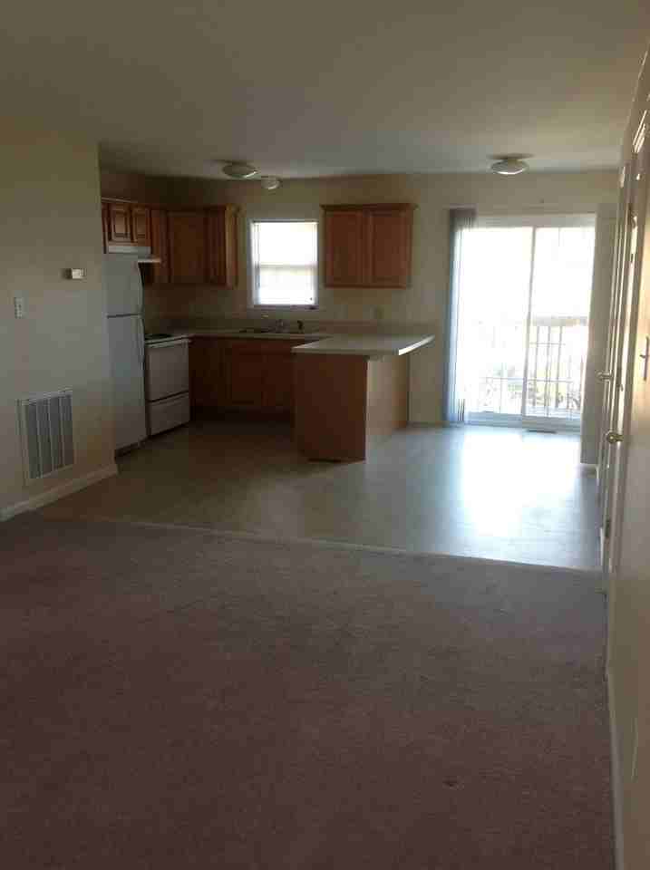 Kensington Court - Photo 2 of 50