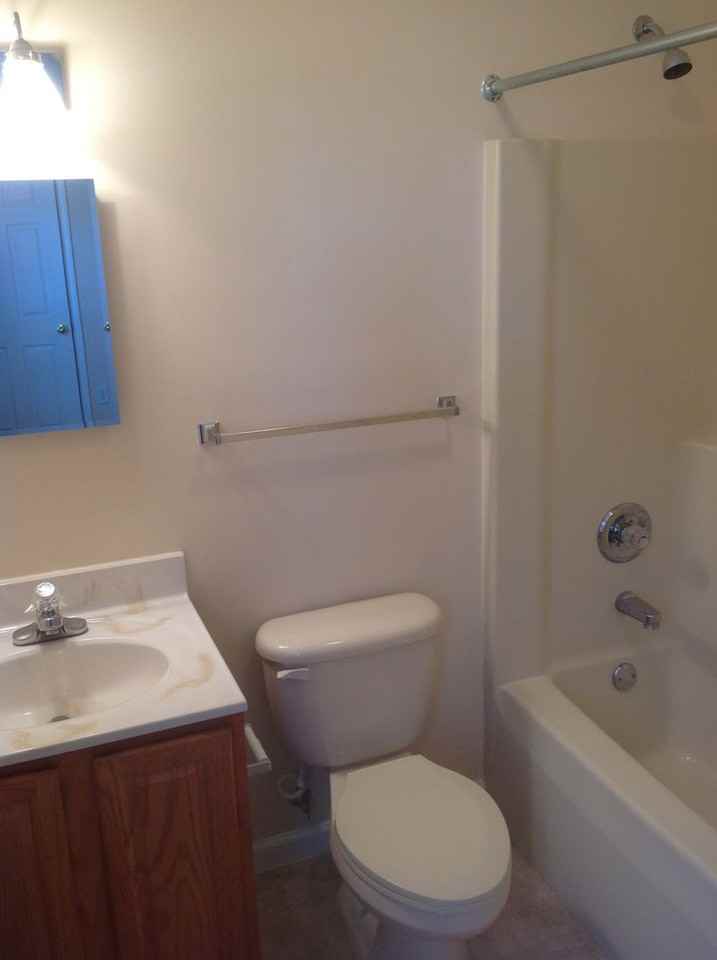 Kensington Court - Photo 3 of 50