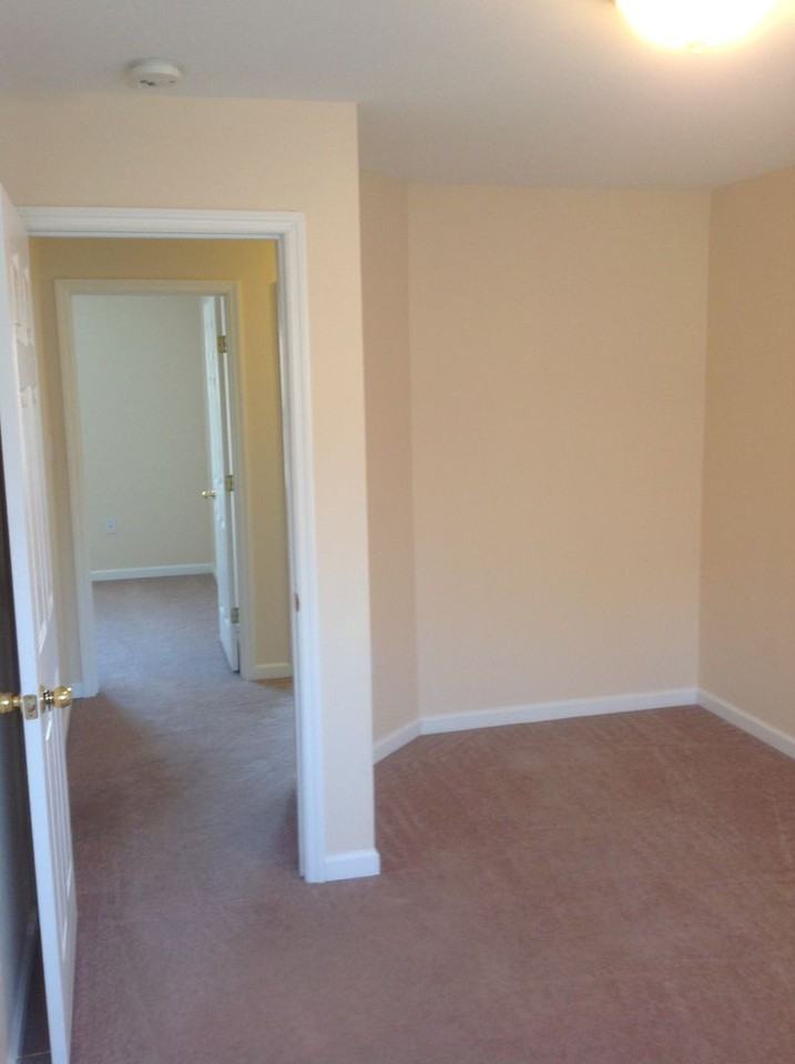 Kensington Court - Photo 4 of 12