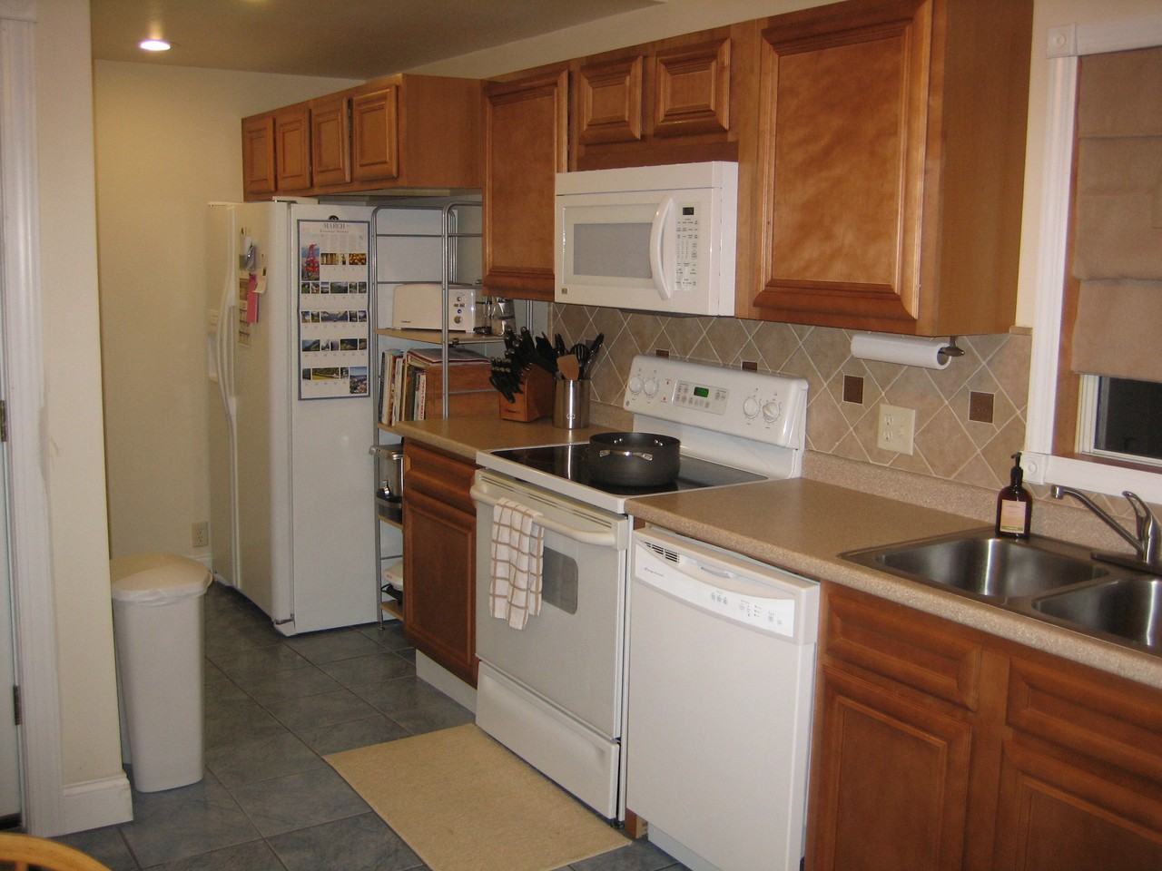 41 E Kerr St #NA - Photo 3 of 7