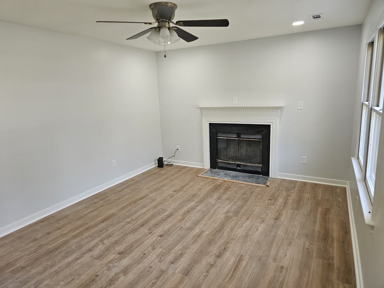 3610 Woodside Ct #NA - Photo 3 of 14