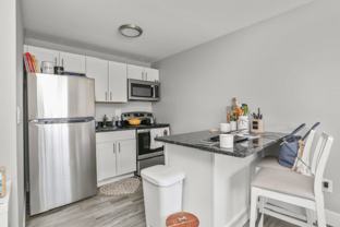 Renovated and Spacious 1BR apartment in Avon Apartments! - Photo 1 of 1