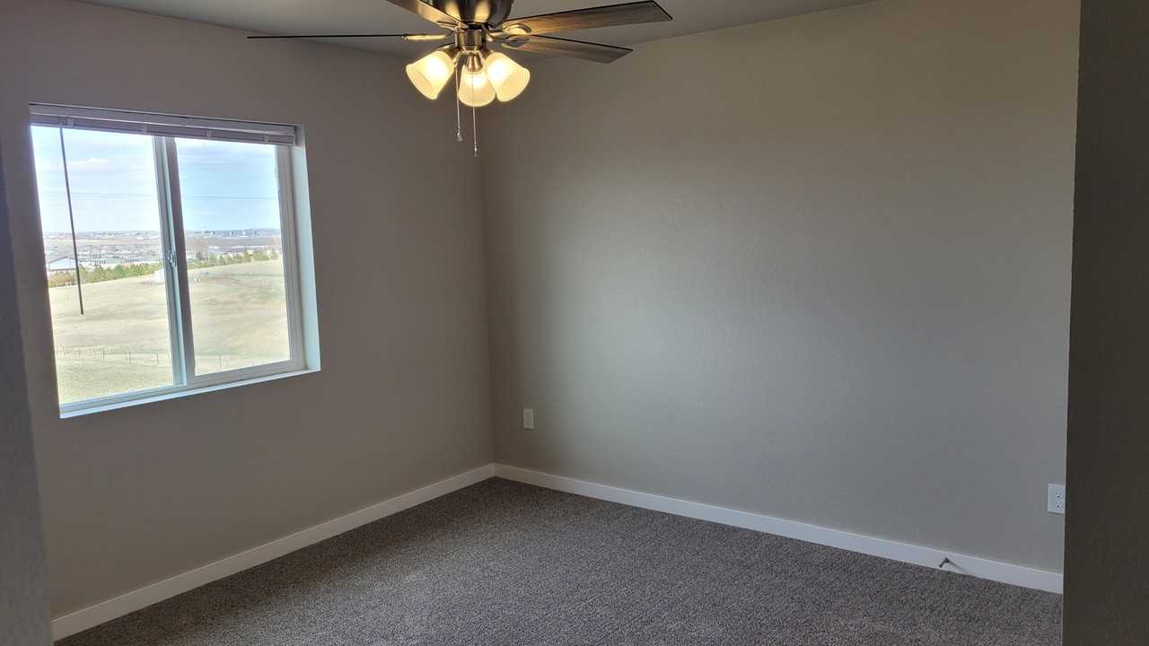 Cheyenne Blvd #12 - Photo 5 of 14