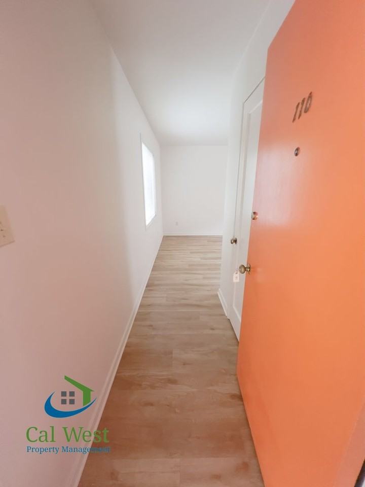 33 E Empire St #110 - Photo 3 of 14