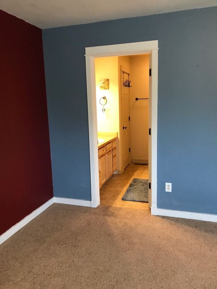 3328 W Babcock St - Photo 7 of 7