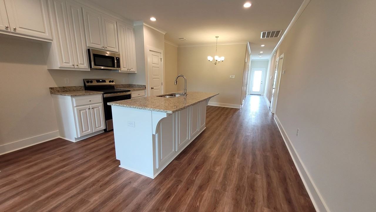 4910 Bob Odom Dr - Photo 7 of 17