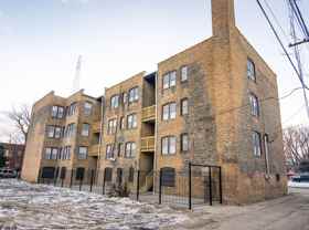 5758 S Green St - Photo 1 of 1