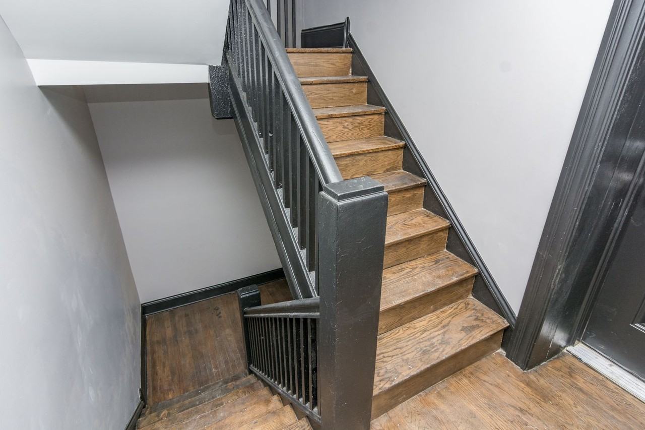 5758 S Green St - Photo 2 of 12