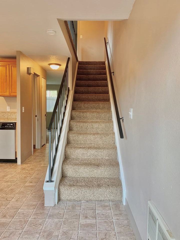4870 Sunnyside Rd Se #11894 - Photo 5 of 20
