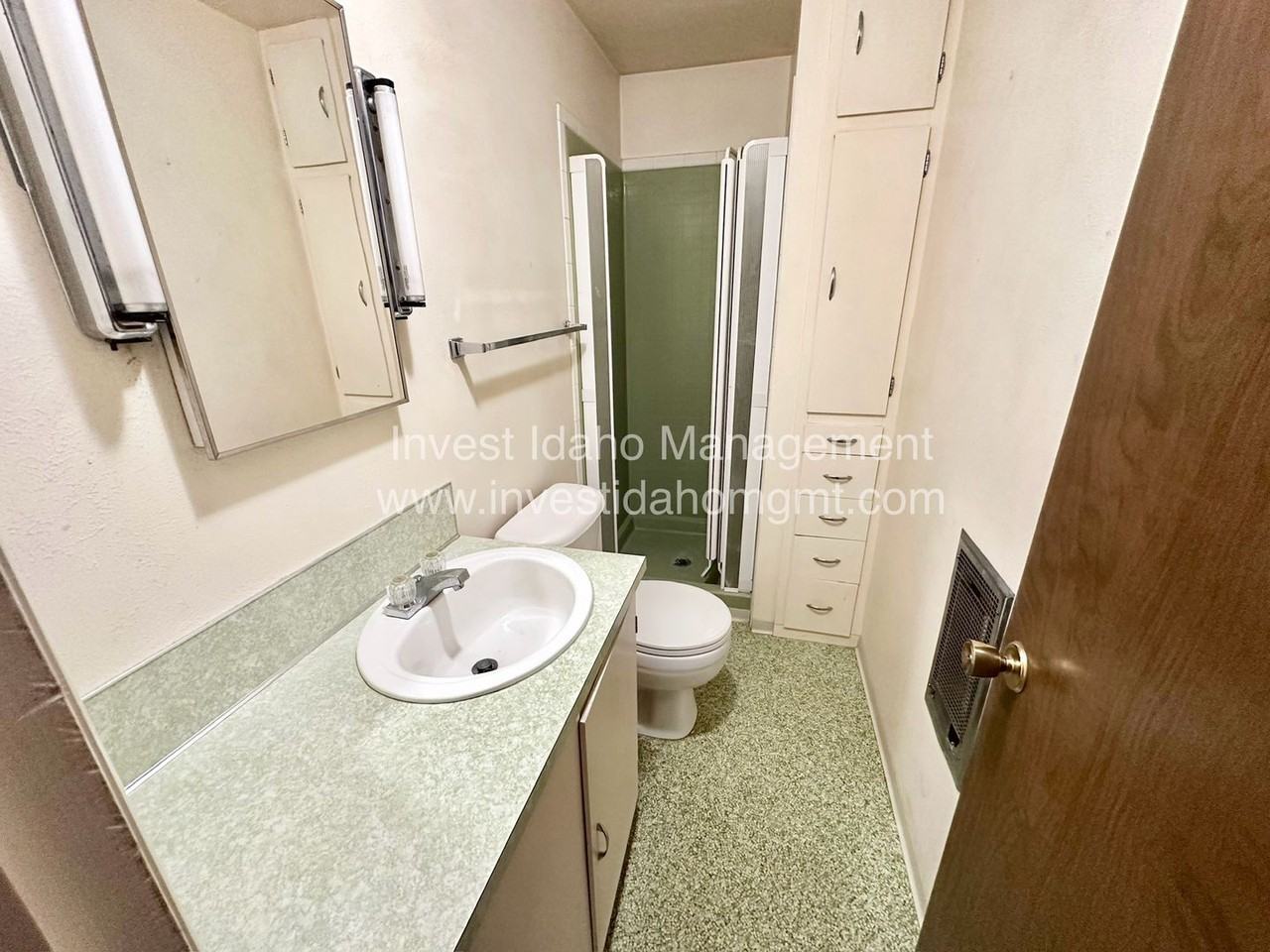 2518 W Orchard Ave - Photo 4 of 28