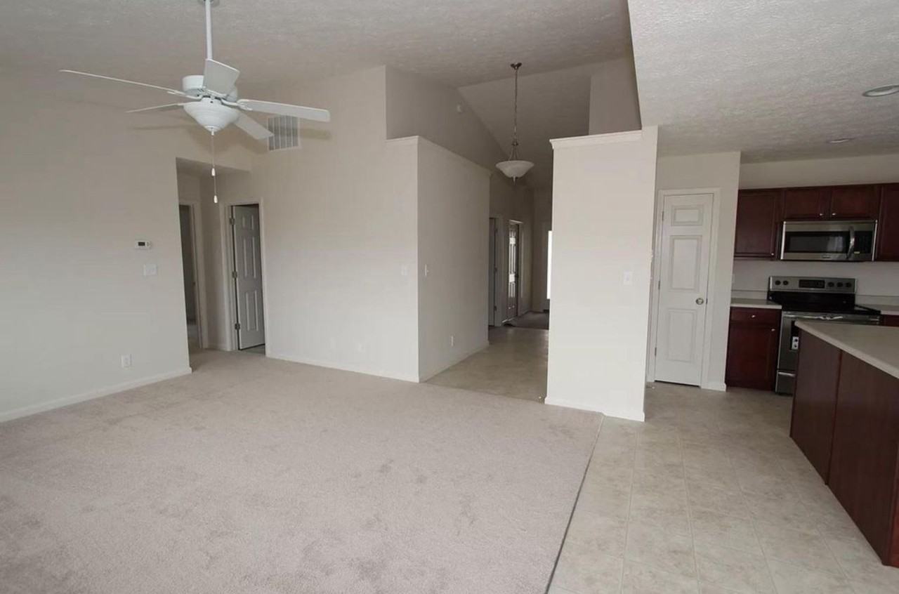 2425 Cushing Dr - Photo 6 of 20