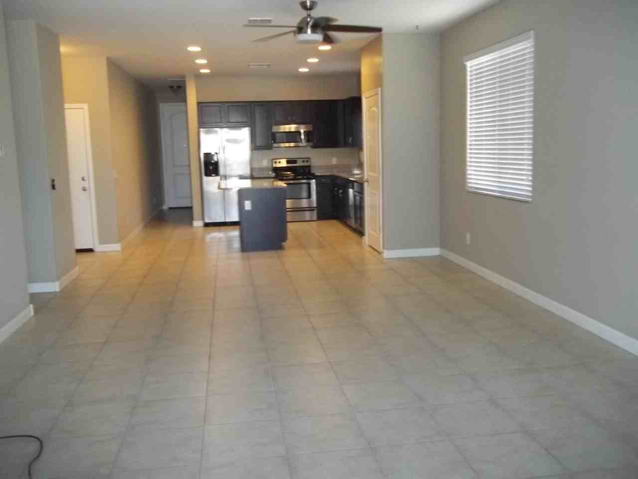 41094 W Somers Dr - Photo 5 of 19