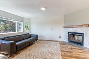 906 N 101st St #UPPER - Photo 1 of 1