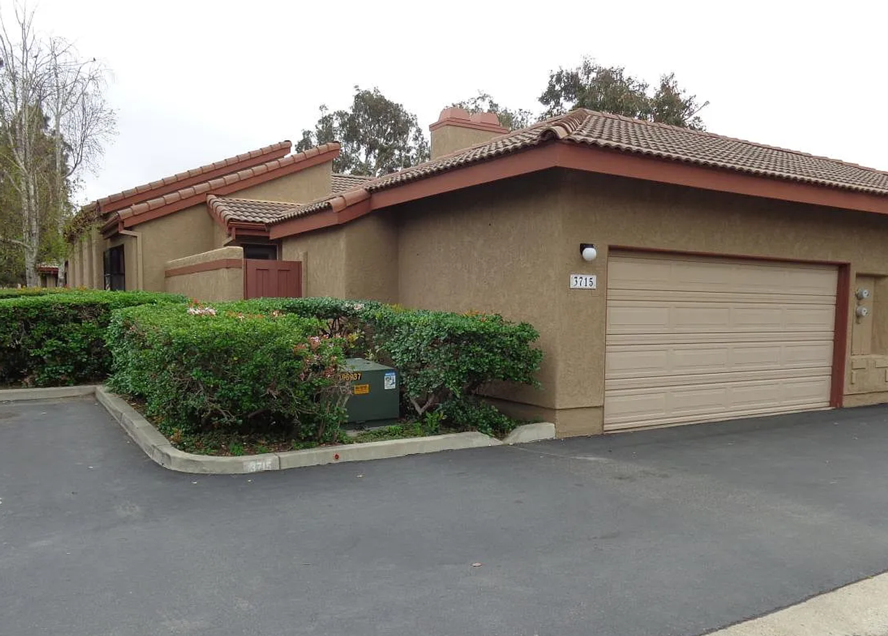 3715 Via Pacifica Walk - Photo 2 of 3