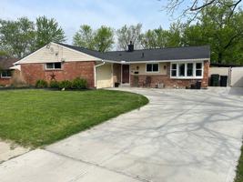 featured image of 4044 Haverstraw Dr