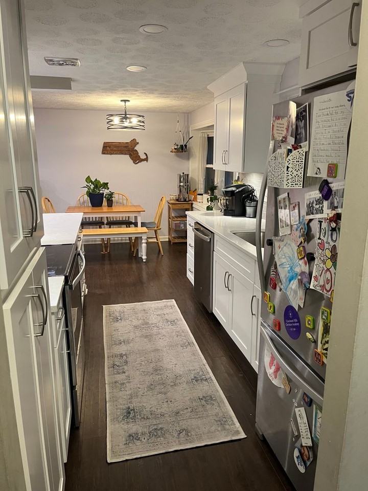 4044 Haverstraw Dr - Photo 2 of 19