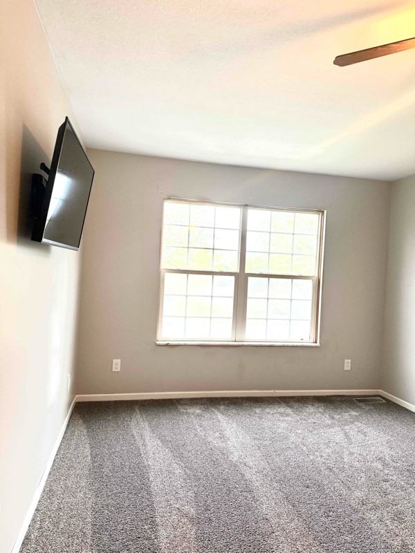 101 Barry Knoll Dr - Photo 3 of 9