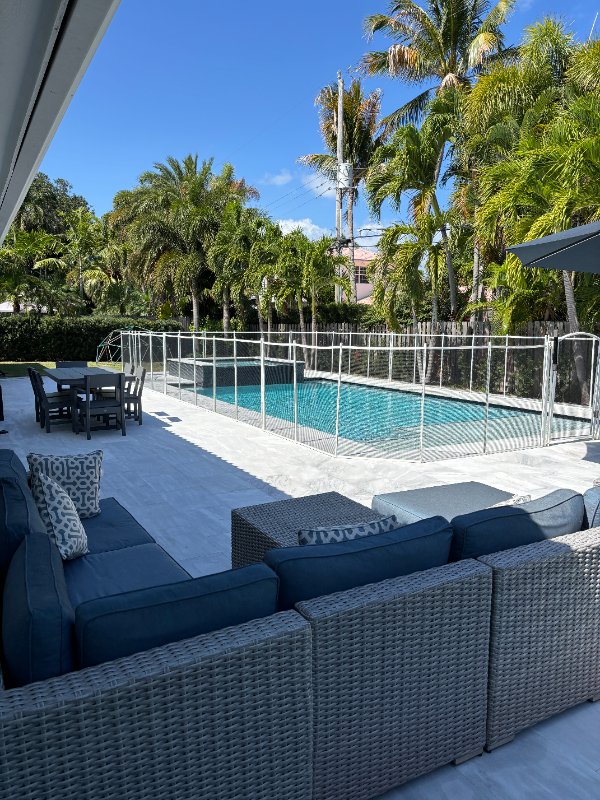 2432 Ne 26th Ave - Photo 3 of 20