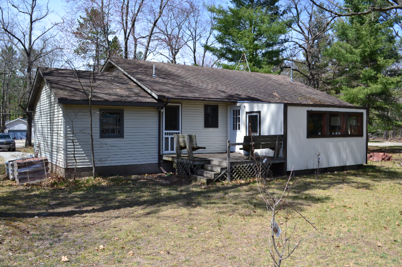 221 Vienna Ct - Photo 3 of 20