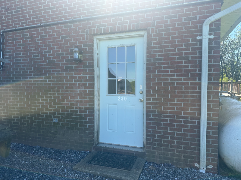 203 S Airport Rd #B - Photo 2 of 15