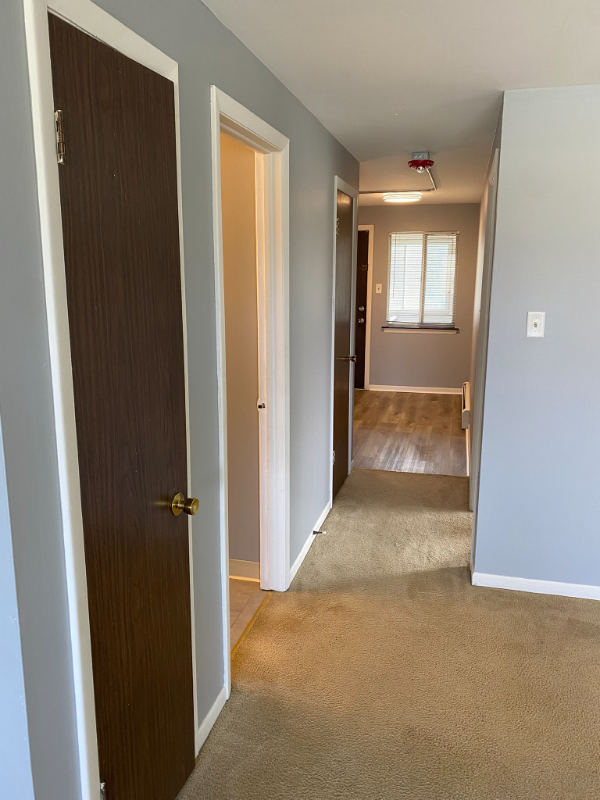 7041 170th St #2S - Photo 7 of 12