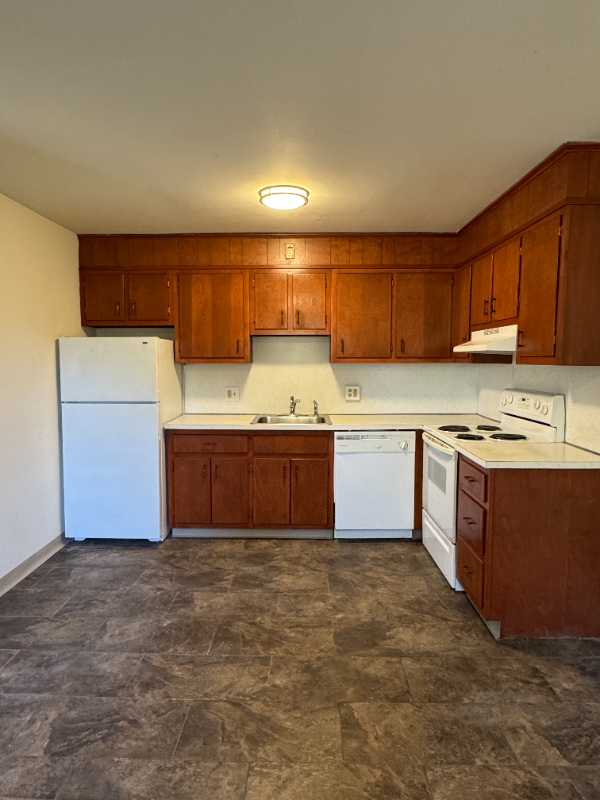 23 Orchard Hills Dr #F - Photo 3 of 12