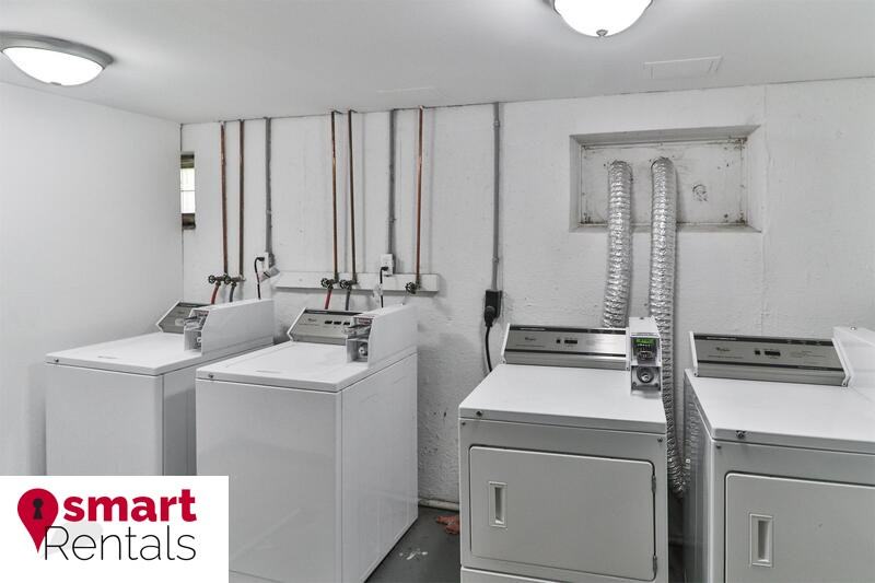 3850 Park Avenue - Photo 4 of 17