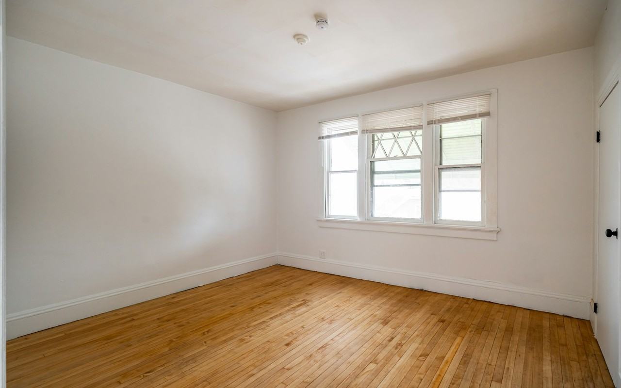 2955 North 17th Street, Unit B - Photo 2 of 15