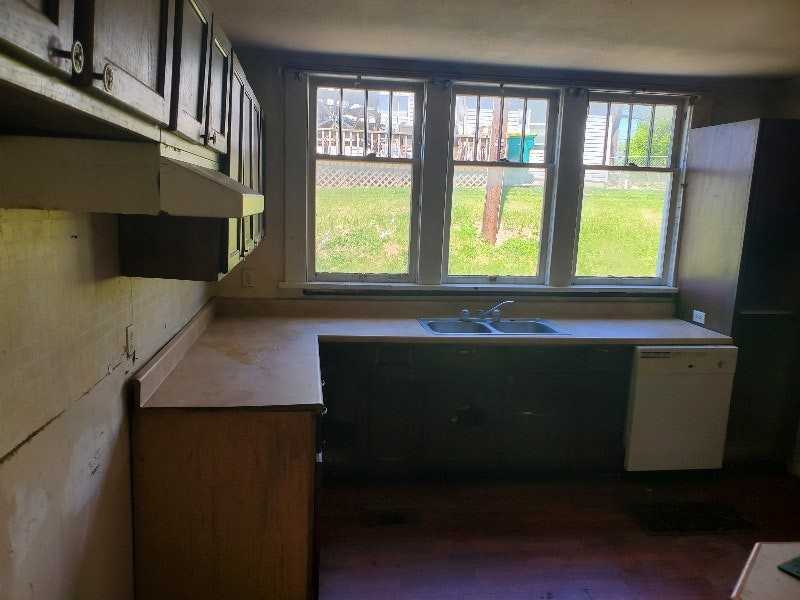 410 North Branson Street - Photo 3 of 21