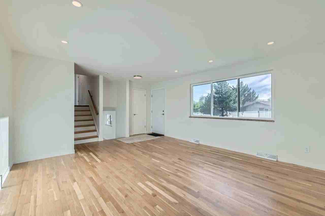 1430 Lashley Street - Photo 7 of 28