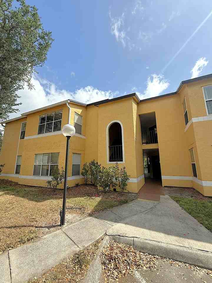 Venetian Place - 222 - Photo 2 of 26