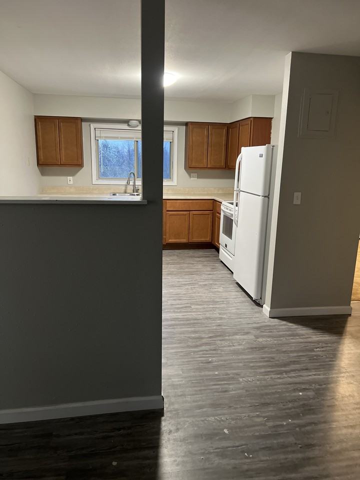 414-424 East Cedar Avenue - Photo 2 of 12
