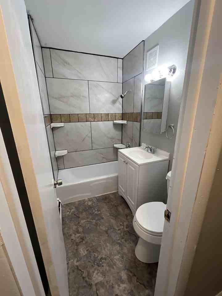 414-424 East Cedar Avenue - Photo 3 of 12