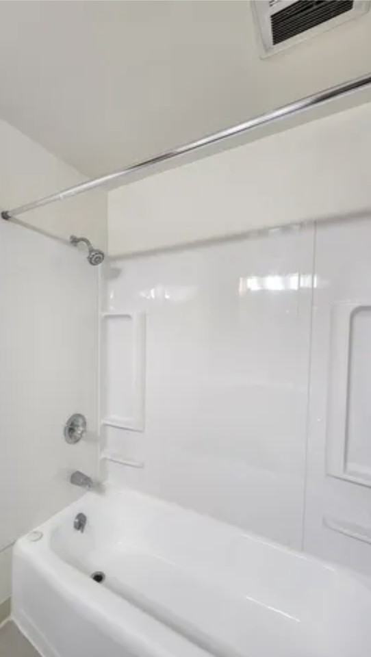 301 South 5th Street East - Photo 3 of 6