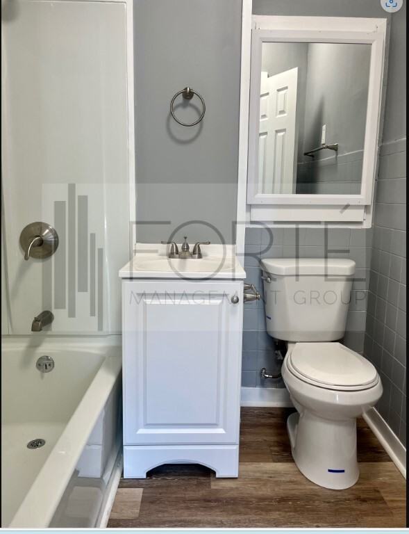 140 High St - Photo 2 of 5