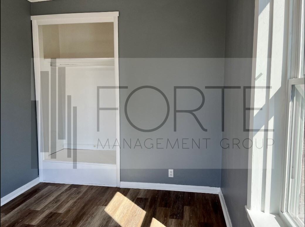 140 High St - Photo 3 of 5